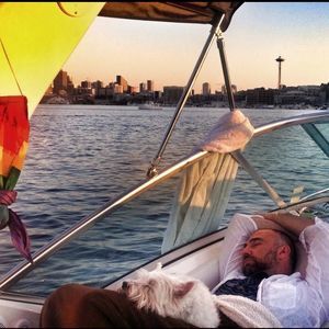 Meet your Posher, Aren